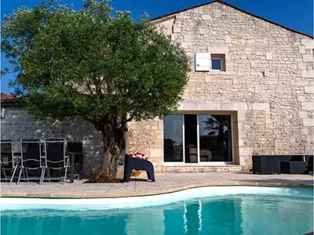 Maison vente à Saintes, Nieul-lès-saintes