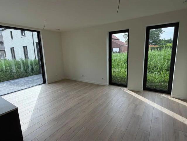Maison location à Maaseik, Limburg