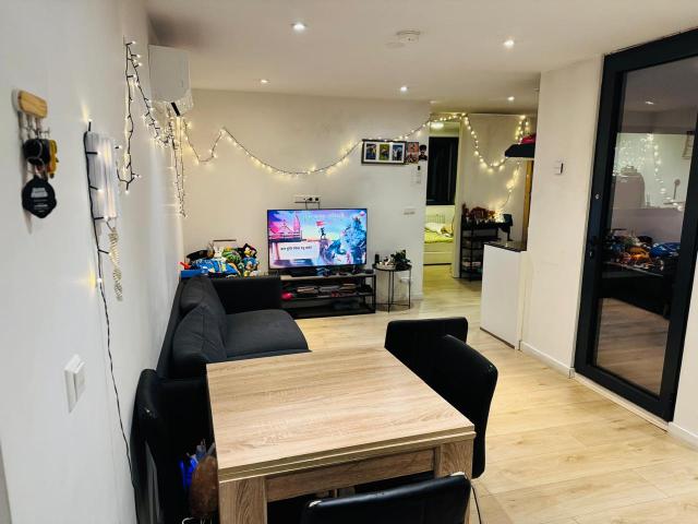 Appartement te huur in Alphen Aan Den Rijn, Zuid Holland