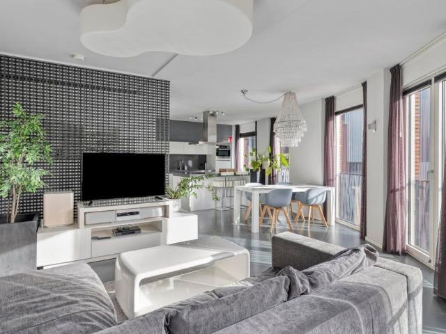 Appartement te huur in Binnenstad, Acht