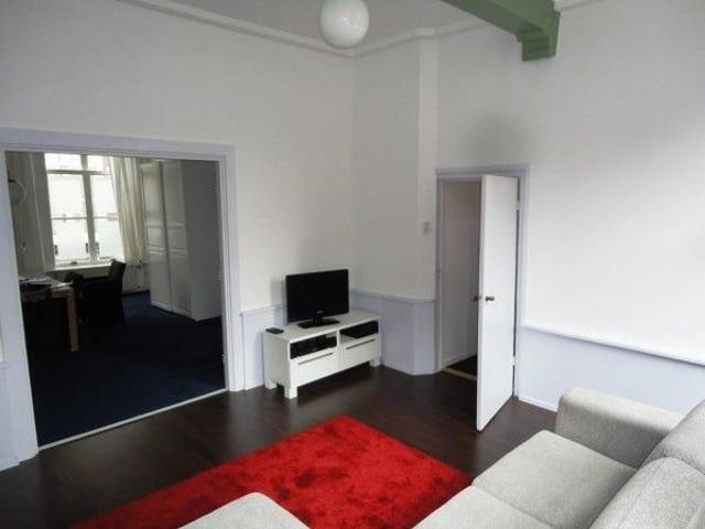 Appartement te huur in Stationsbuurt, Den Haag