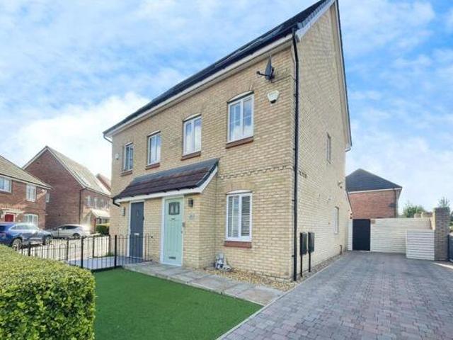 House for sale in Calderstones