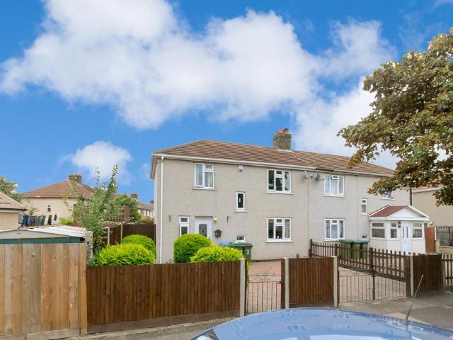 House for rent in Royal Borough of Greenwich, Greater London
