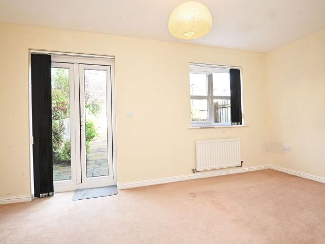 Townhouse for rent in Starbeck, Harrogate