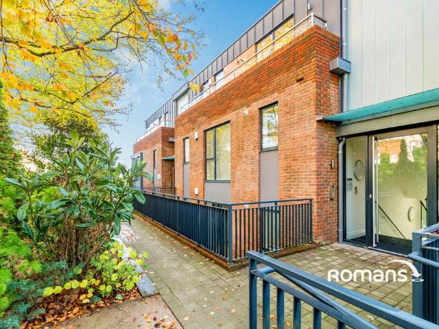 House for rent in Sleepers' Hill, Hampshire
