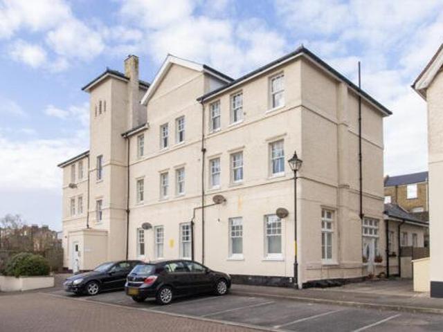 House for sale in Cliftonville West, Acol