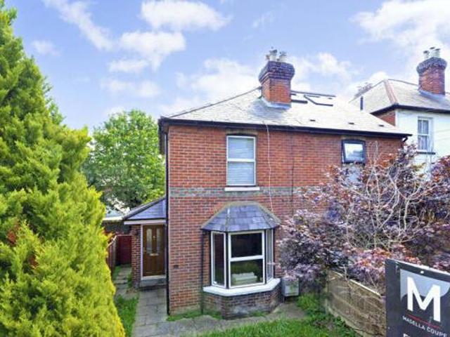 House for sale in Fole, Surrey