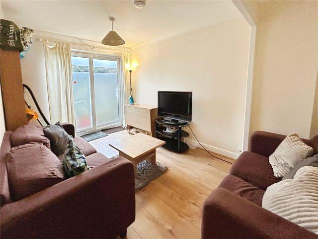 House for rent in Ripley Springs, Row Town