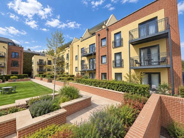 Apartment for rent in Hale, Waverley