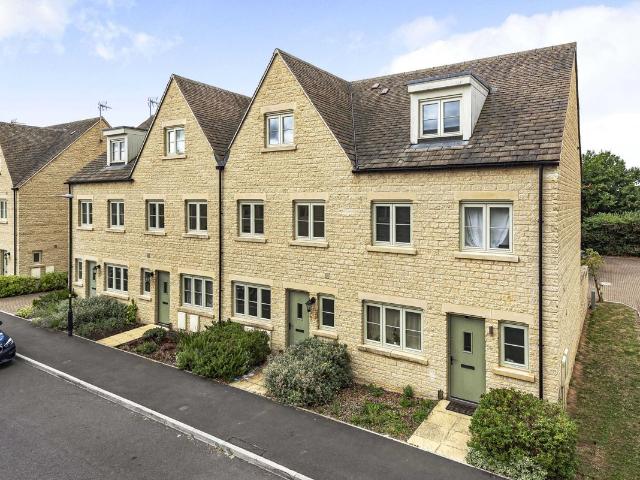 House for rent in Fossebridge, Gloucestershire
