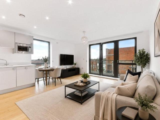 Apartment for rent in London Borough of Croydon, Addiscombe