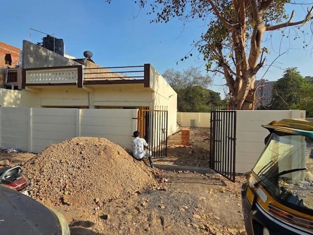 House for sale in Ahmadabad, Gujarat