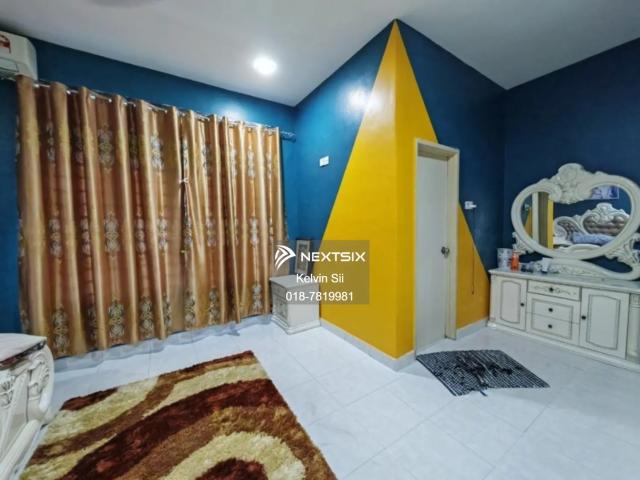 Warehouse for sale in Nilai, Negeri Sembilan