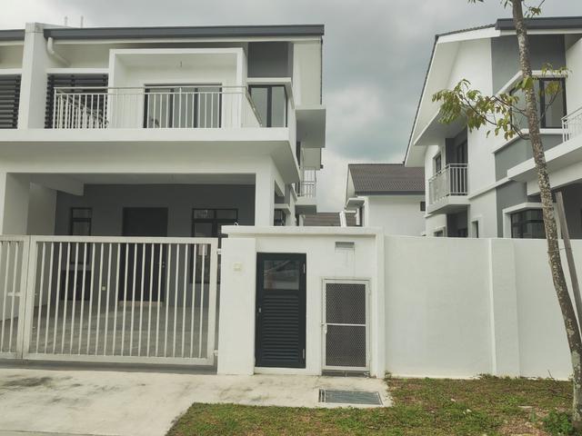 Residential House for sale in Nilai, Negeri Sembilan