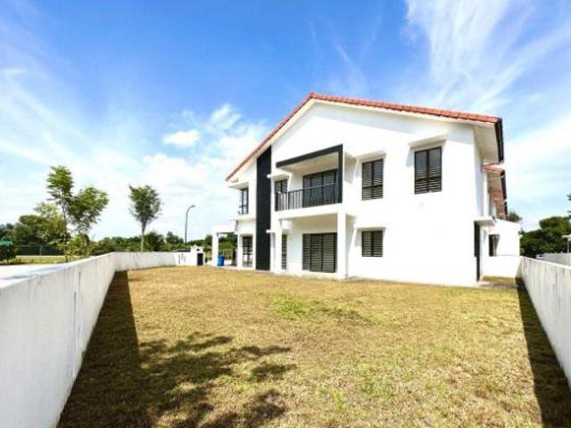 Terraced House for sale in Nilai, Negeri Sembilan