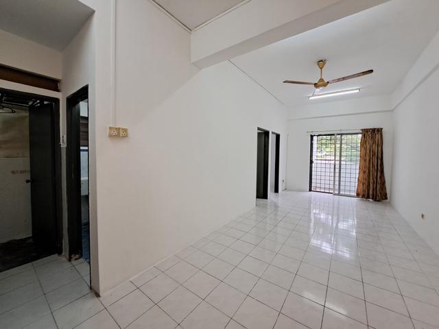 Apartment for sale in Nilai, Negeri Sembilan