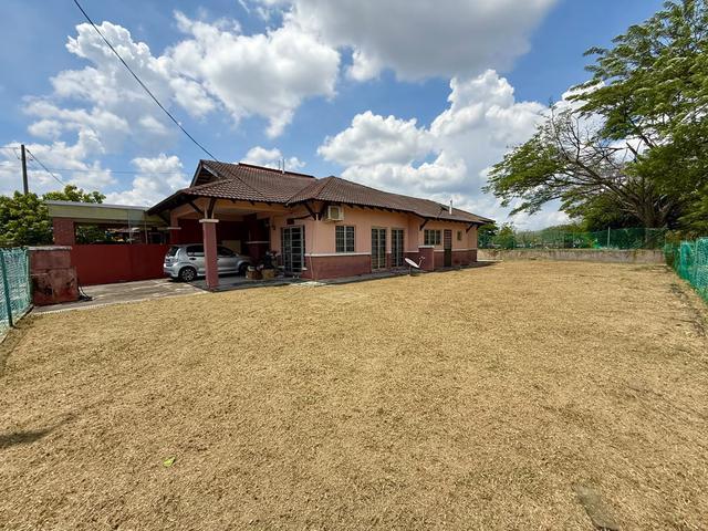 Residential House for sale in Nilai, Negeri Sembilan