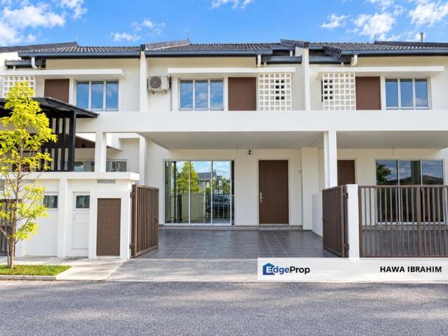 House for sale in Laman Dahlia, Seremban