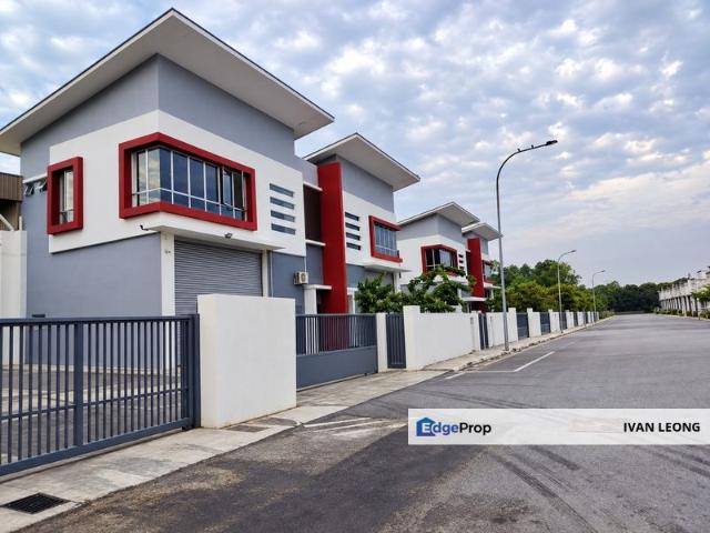 Warehouse for sale in Nilai, Negeri Sembilan
