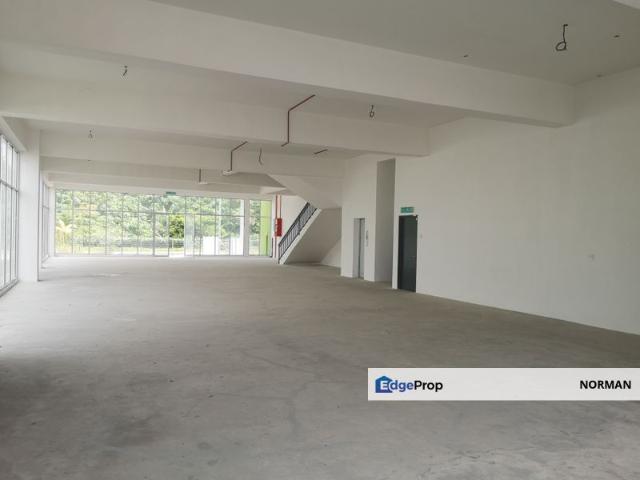 Shop for rent in Nilai, Seremban