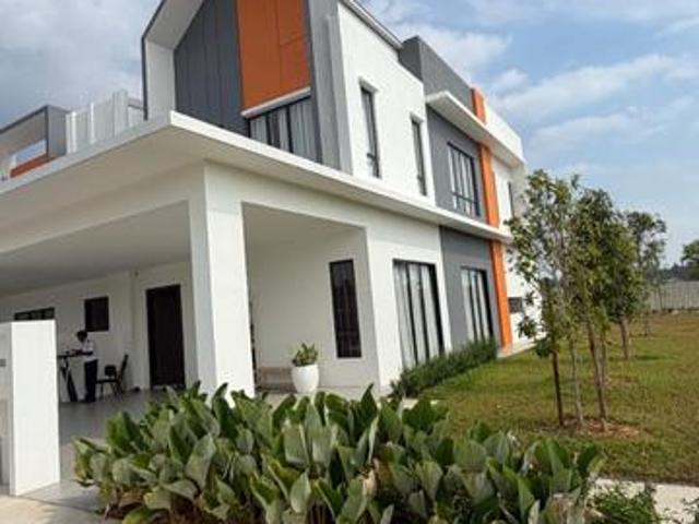 Bungalow for sale in Nilai, Negeri Sembilan