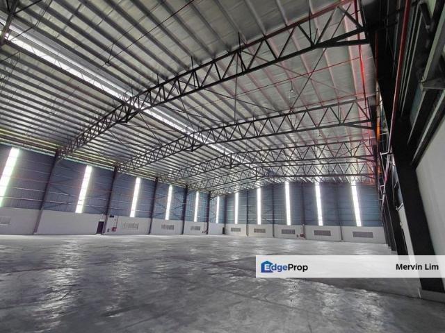 Warehouse for rent in Sendayan Village, Negeri Sembilan
