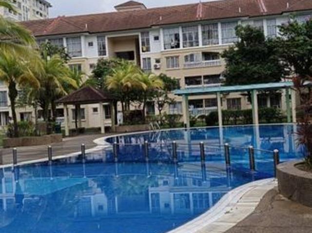 Condominium for sale in Petaling, Tanjong Sepat