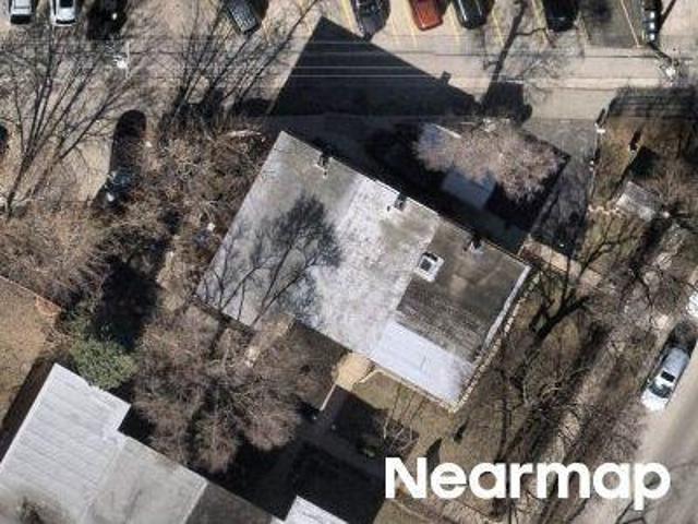 Townhouse for sale in Skokie, Illinois