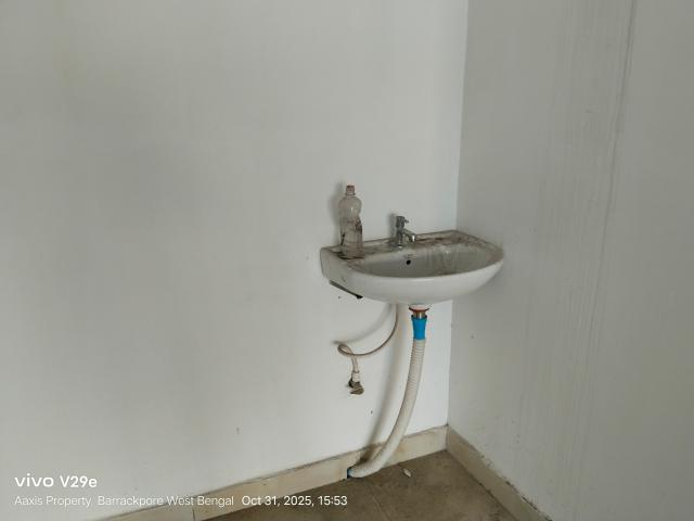 Commercial for rent in Calcutta, West Bengal