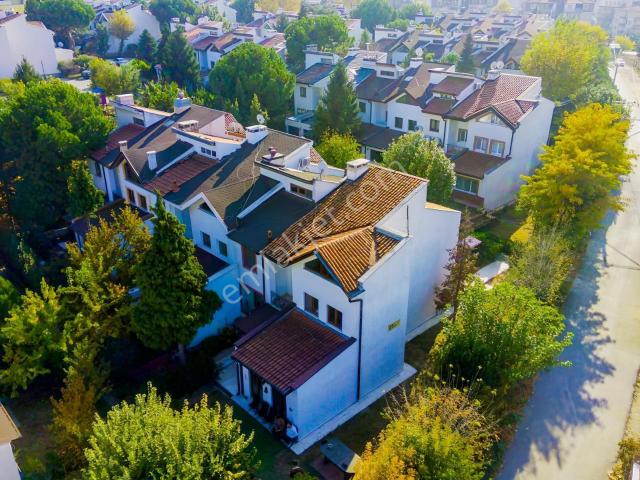 Nilüfer, Bursa içerisinde satılık Villa