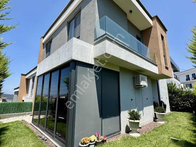 Nilüfer, Bursa içerisinde satılık Villa