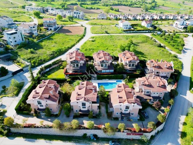 Nilüfer, Bursa içerisinde satılık Villa