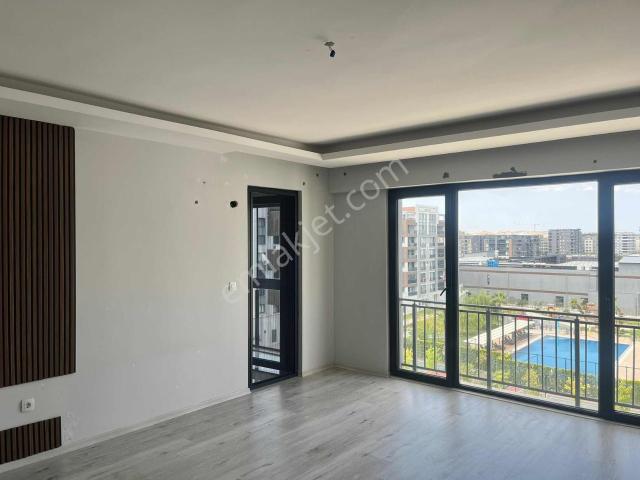 30 Ağustos Zafer Mahallesi, Nilüfer içerisinde kiralık mülk