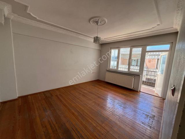 Esenevler Mahallesi, Yıldırım içerisinde kiralık mülk