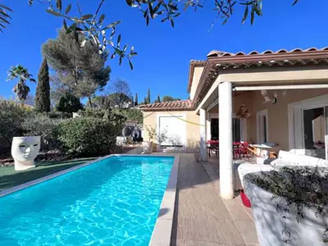 Maison vente à Nîmes
