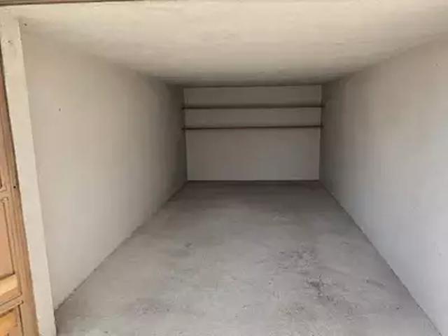 Garage vente à Feuchères, Nîmes