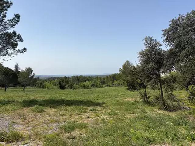 Terrain vente à Feuchères, Nîmes