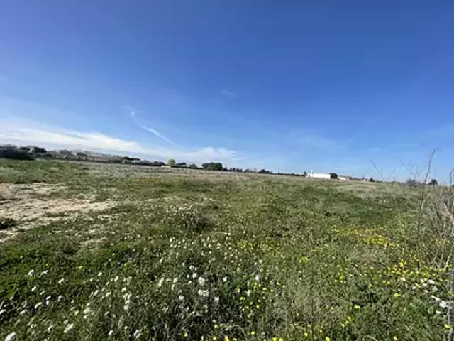 Terrain vente à Nîmes