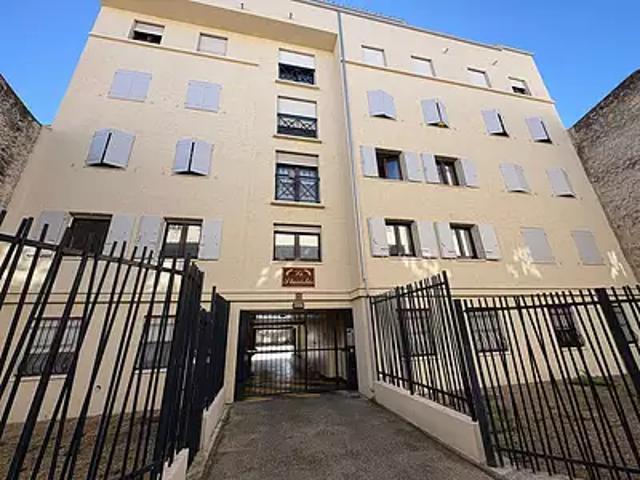 Garage location à Nîmes
