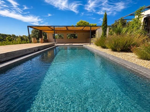 Maison vente à Nîmes, Gard