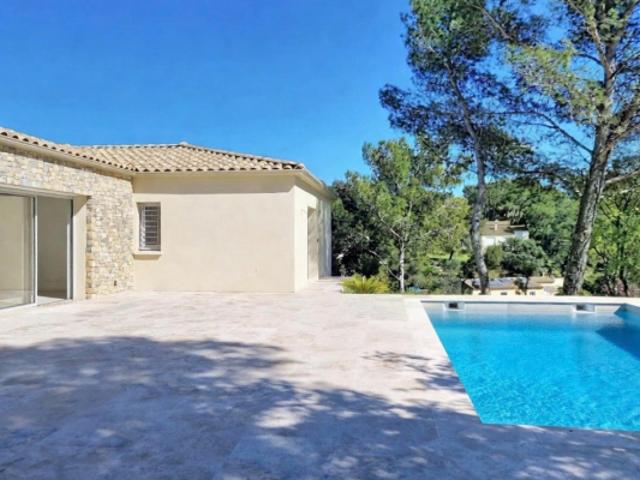 Maison vente à Nîmes, Gard