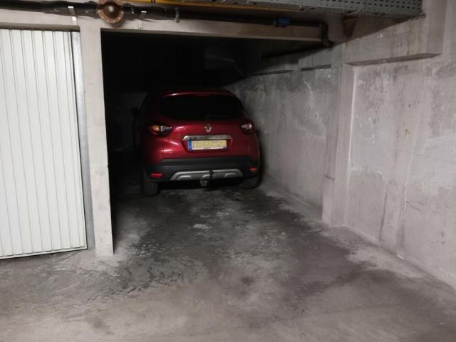 Garage vente à Nîmes