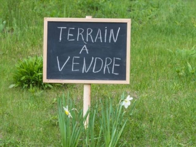 Terrain vente à Nîmes