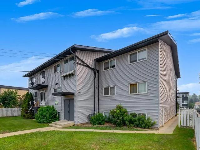 Apartment for rent in Wedgewood, Alberta