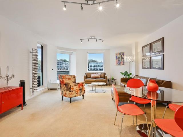 Apartment for rent in Nine Elms, Greater London