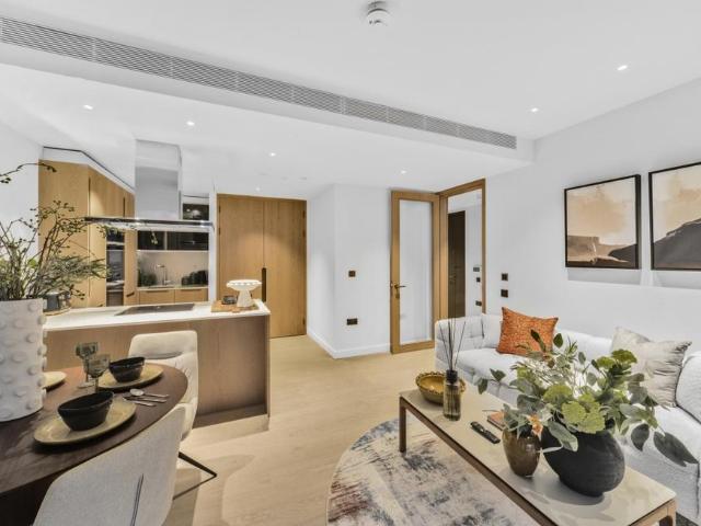 Apartment for rent in Nine Elms, Greater London