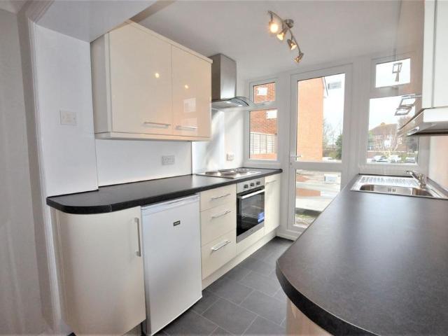 Apartment for rent in Sidley, Heathlands