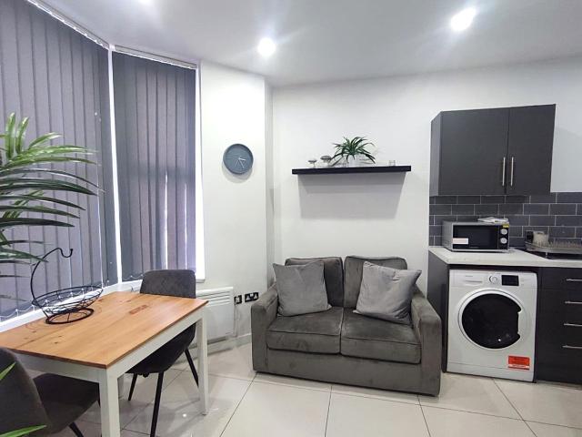 Apartment for rent in Falcon Lodge, Wales