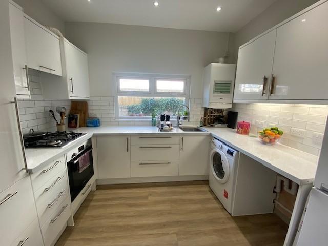 Apartment for rent in Plasnewydd, Falcon Lodge