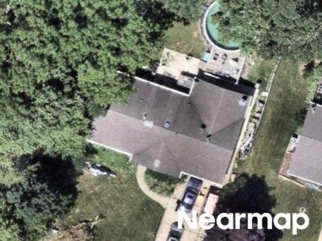 House for sale in Mchenry, Illinois
